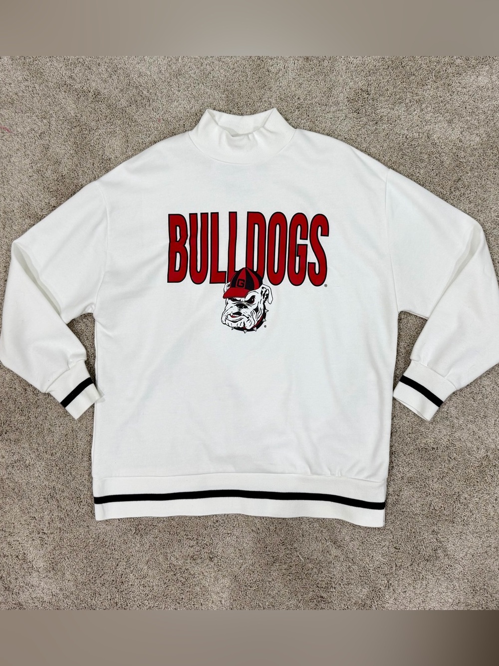 BRAND NEW - White Georgia Bulldogs - Mock-Neck - Pullover Sweatshirt -  S